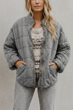 Elara – Chaqueta acolchada de corte relajado – Victoria Studio