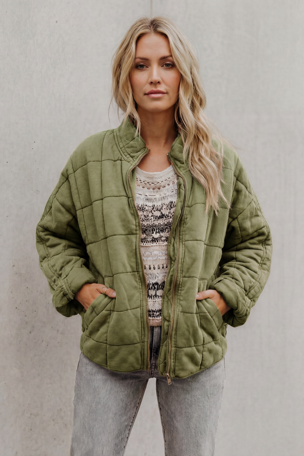 Elara – Chaqueta acolchada de corte relajado – Victoria Studio