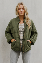 Elara – Chaqueta acolchada de corte relajado – Victoria Studio