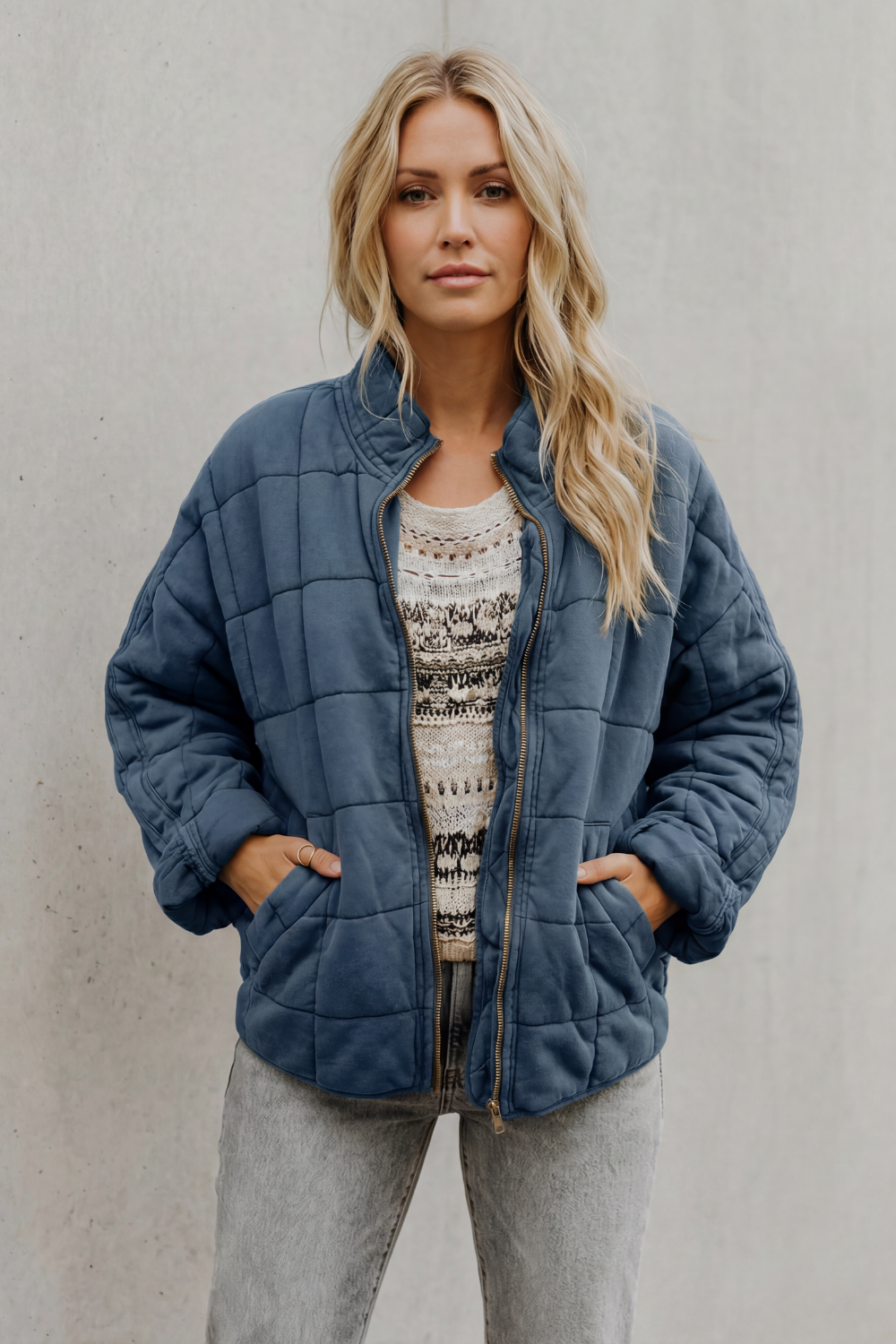 Elara – Chaqueta acolchada de corte relajado – Victoria Studio