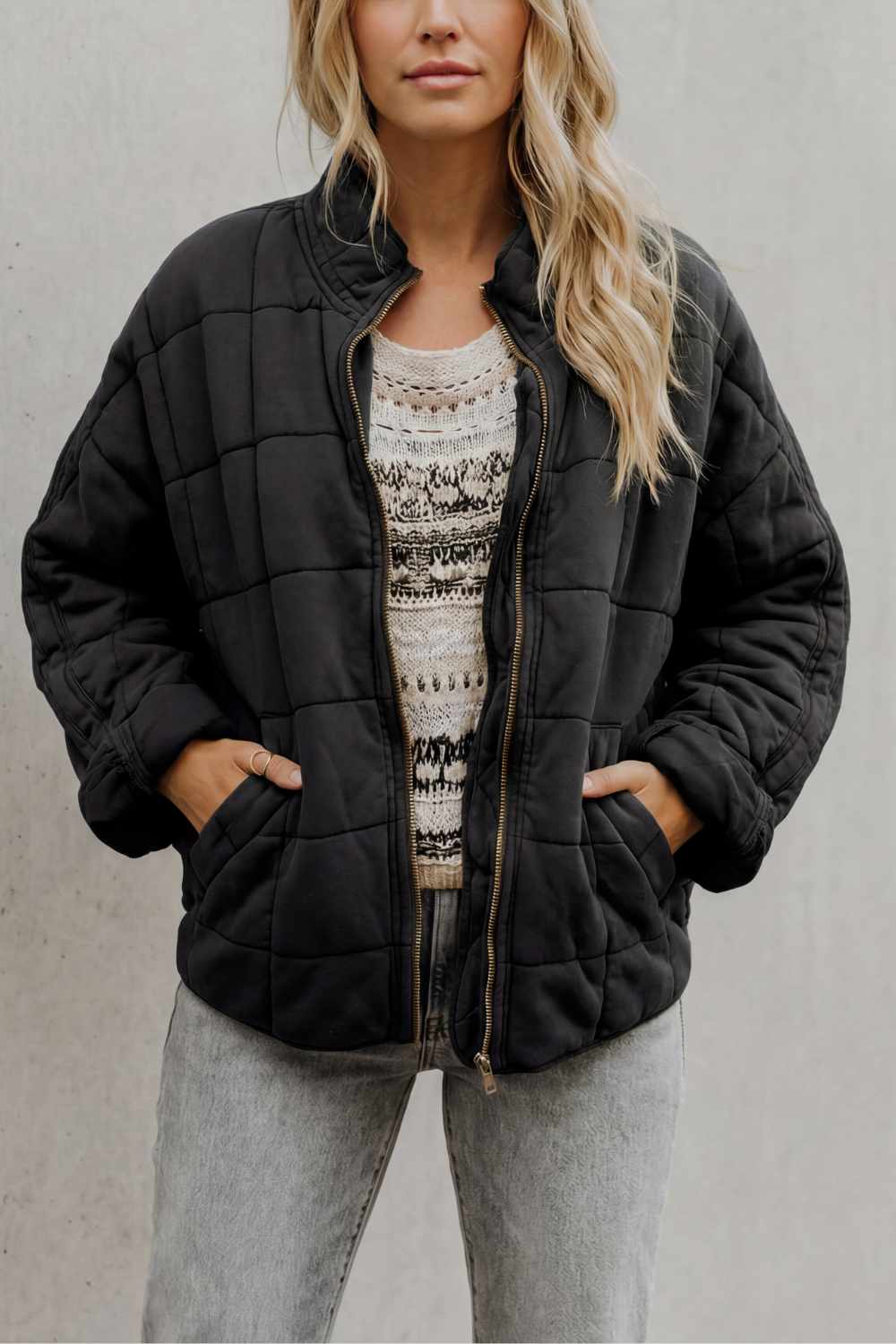 Elara – Chaqueta acolchada de corte relajado – Victoria Studio