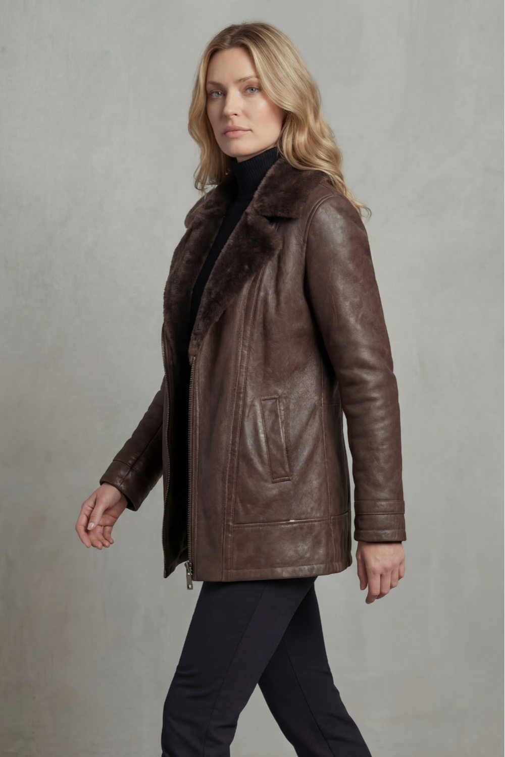 Romina – Chaqueta de polipiel con forro de borreguito – Victoria Studio